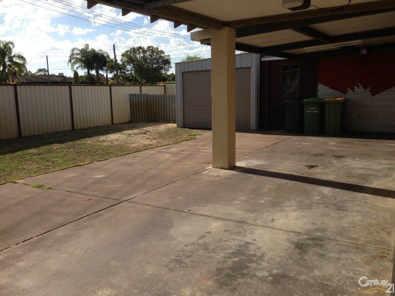 72 Anaconda Drive, Gosnells WA 6110