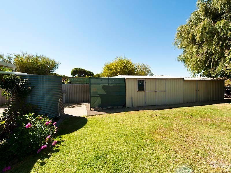 14 Manders Way, Singleton WA 6175
