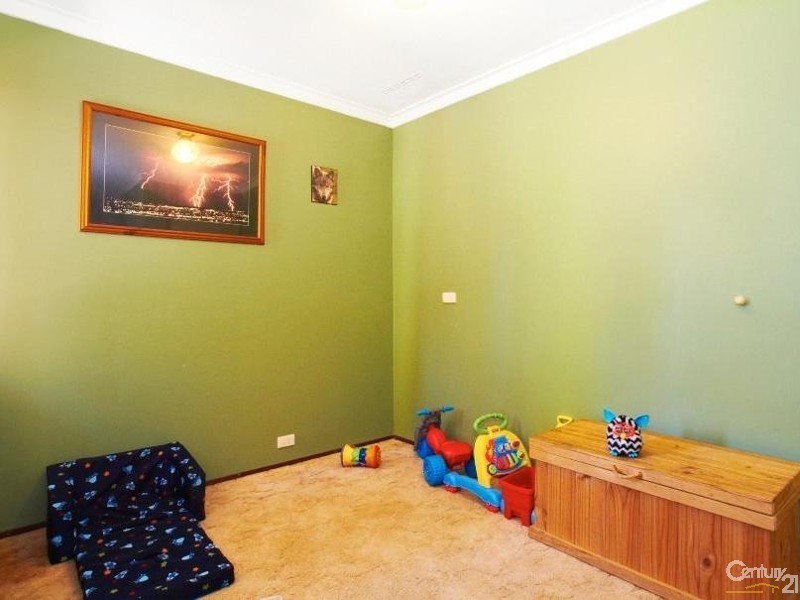 15 Tambulam Way, Armadale WA 6112