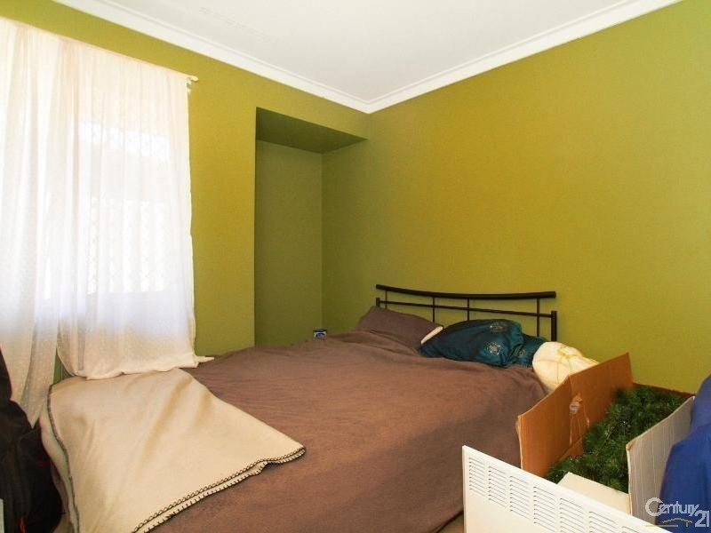 15 Tambulam Way, Armadale WA 6112