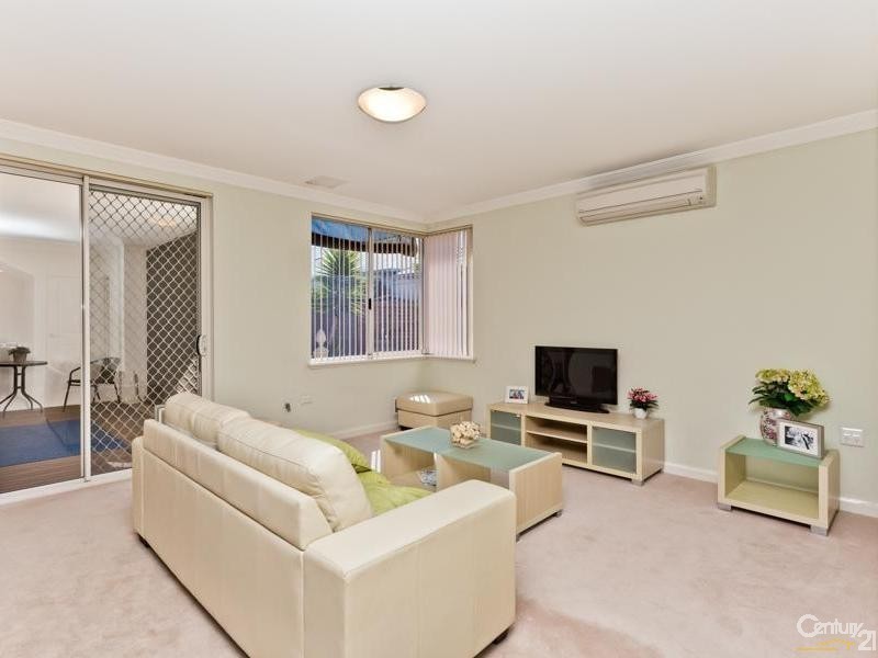 42/25 The Parkway, Ellenbrook WA 6069