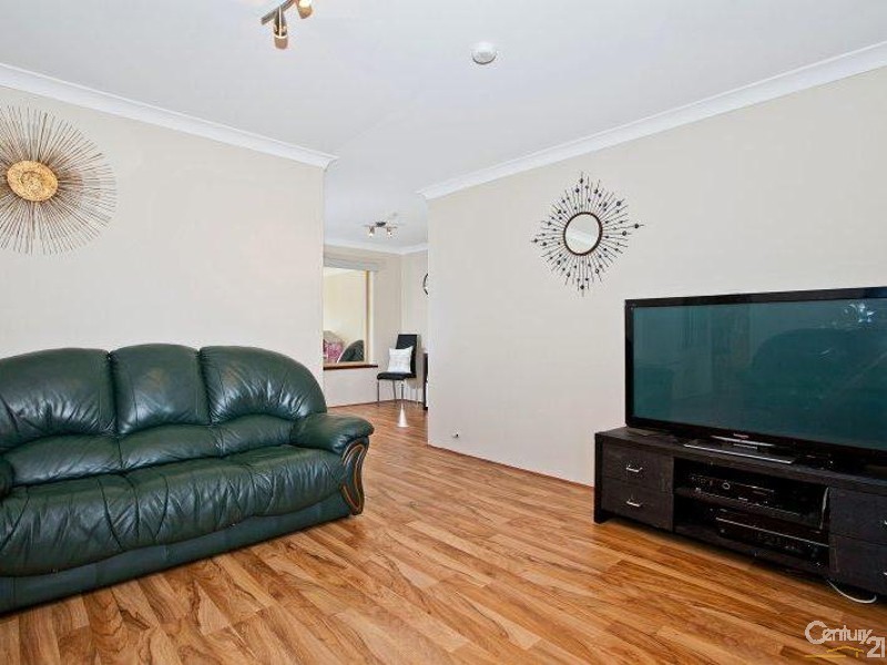 5 Redfern Close, Thornlie WA 6108