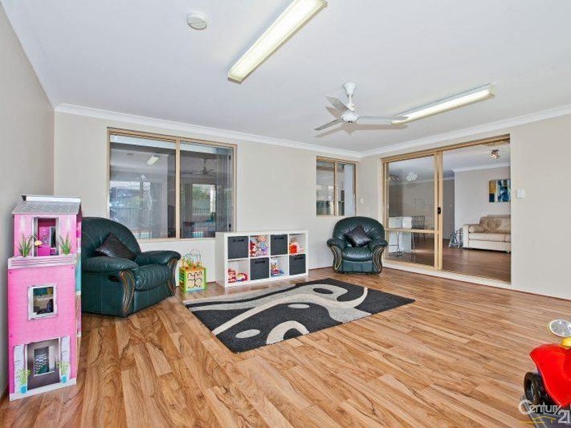 5 Redfern Close, Thornlie WA 6108