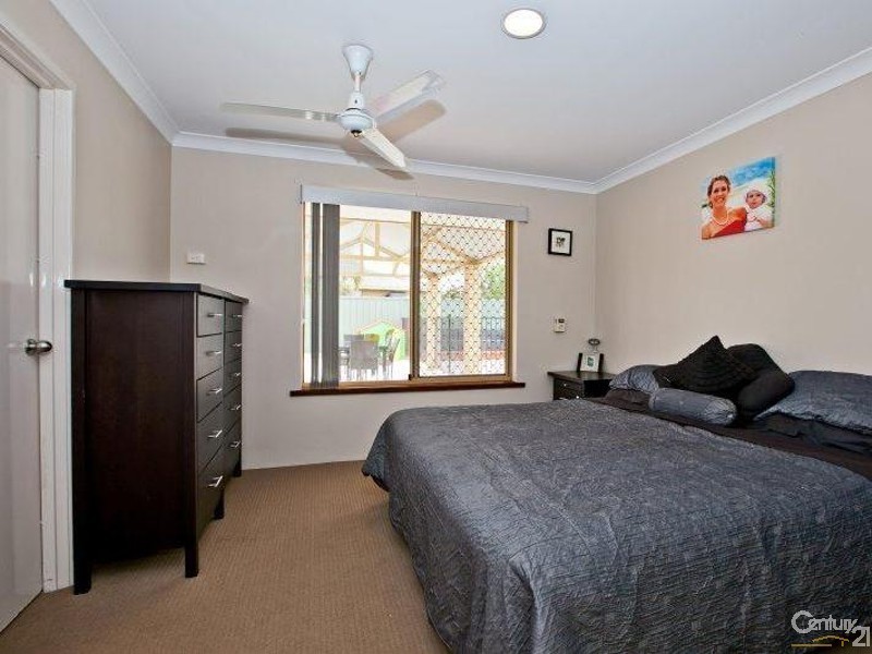 5 Redfern Close, Thornlie WA 6108