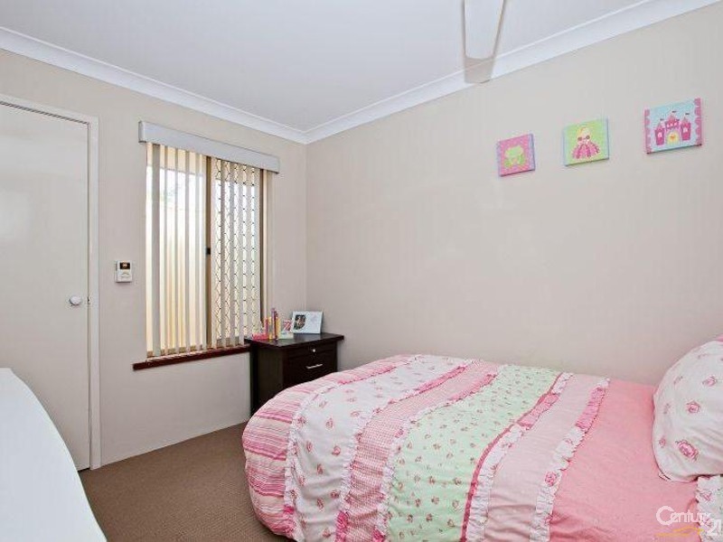 5 Redfern Close, Thornlie WA 6108