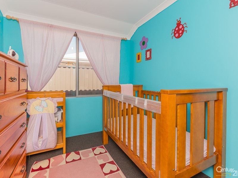 61 Barnevelder Bend, Southern River WA 6110