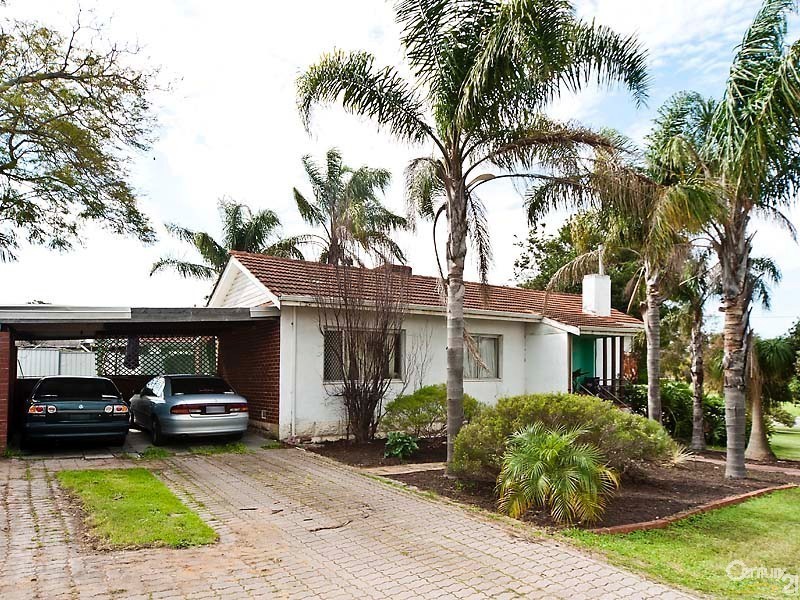 15 Walgreen Crescent, Calista WA 6167