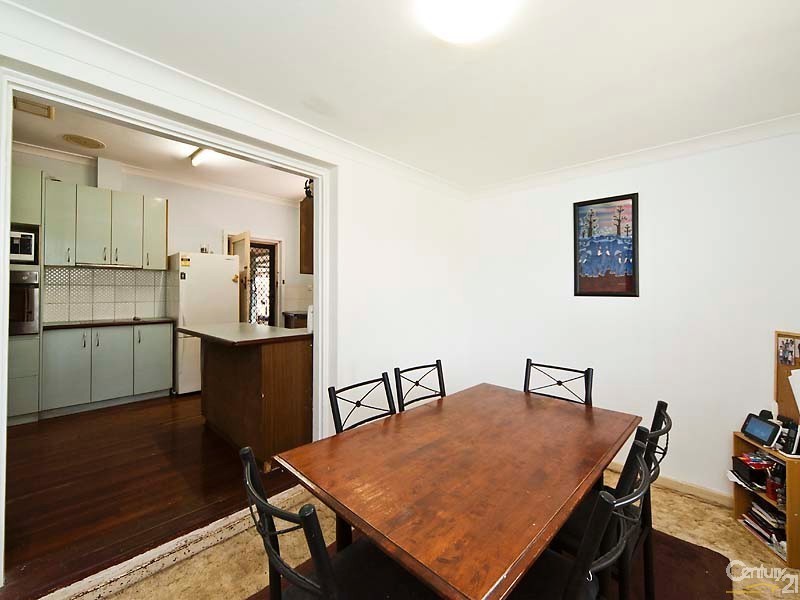 15 Walgreen Crescent, Calista WA 6167