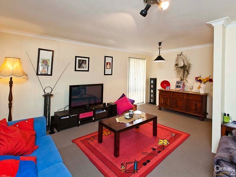 24 Plover Drive, Yangebup WA 6164