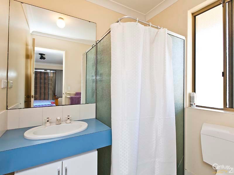 24 Plover Drive, Yangebup WA 6164