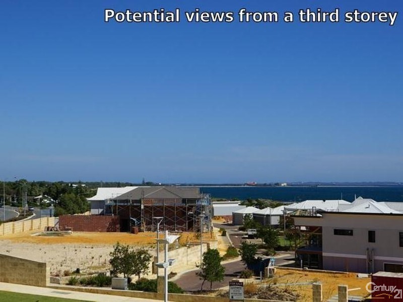 4 Orsino Boulevard, North Coogee WA 6163