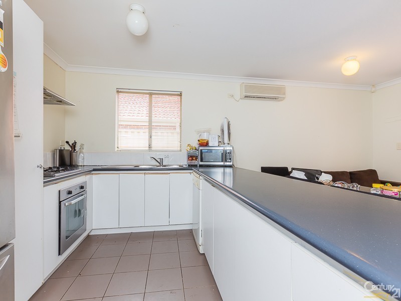 12/12 Arthur Street, Cannington WA 6107