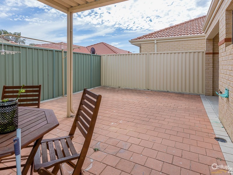 12/12 Arthur Street, Cannington WA 6107