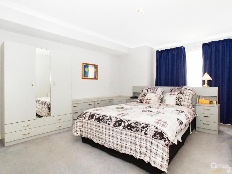 153 Southacre Drive, Canning Vale WA 6155