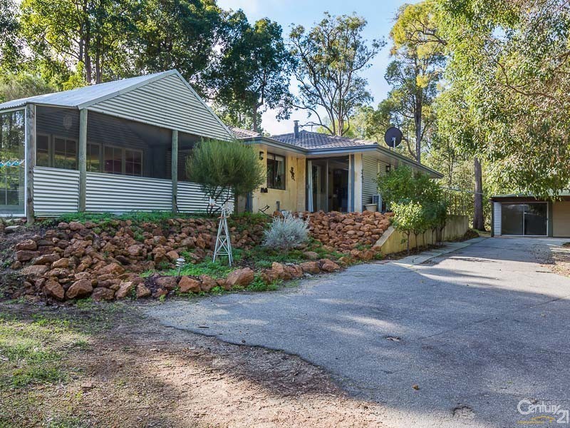 13 Kurrajong Street, Roleystone WA 6111