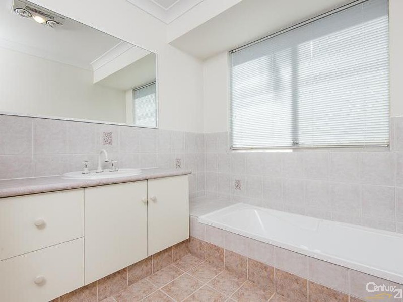 4a Bathurst Court, Willetton WA 6155