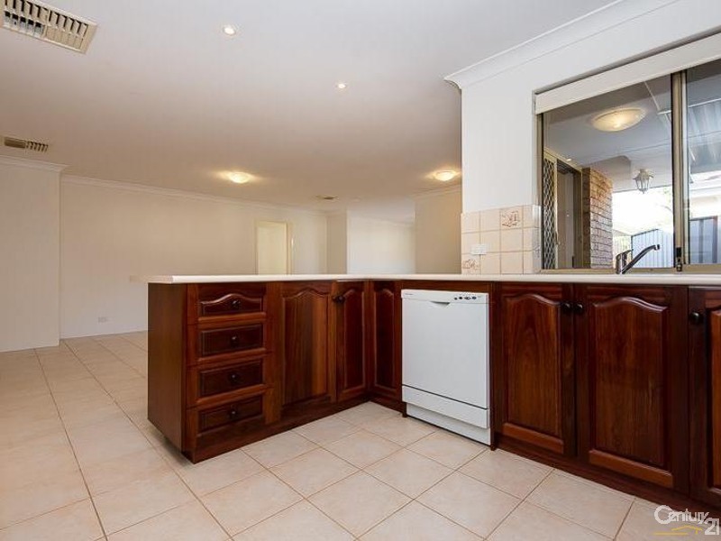 4a Bathurst Court, Willetton WA 6155