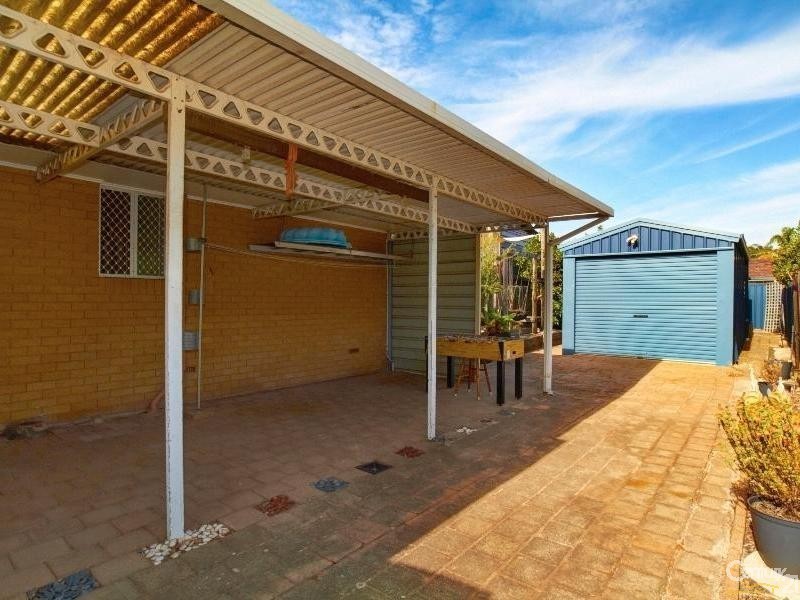 11 Lorenzo Street, Thornlie WA 6108