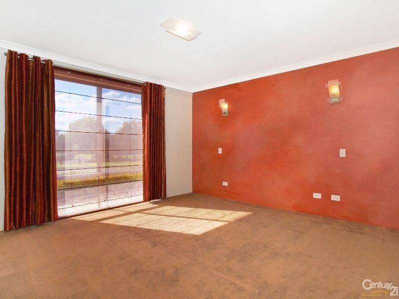 16 Boardwalk Boulevard, Southern River WA 6110