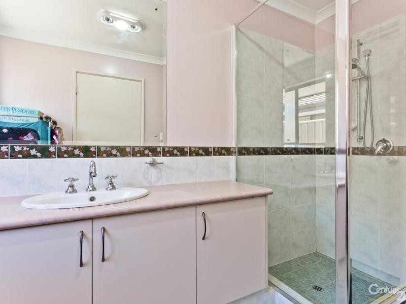 28 Claridge Circle, Thornlie WA 6108