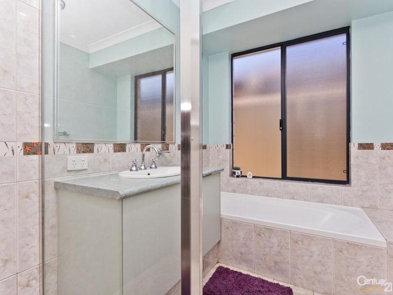 28 Claridge Circle, Thornlie WA 6108