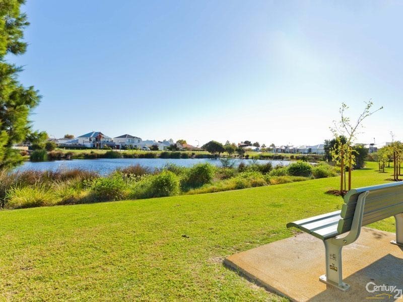 28 Claridge Circle, Thornlie WA 6108