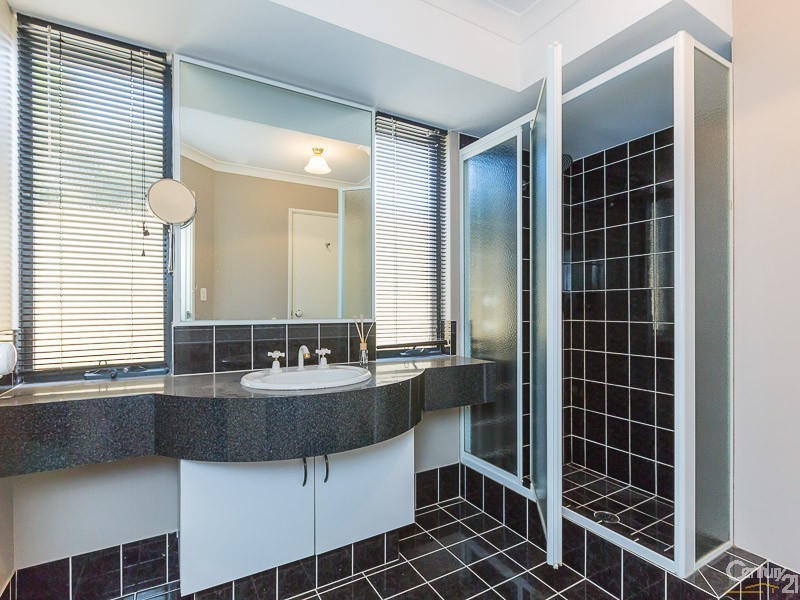 20 Capensia Way, Canning Vale WA 6155