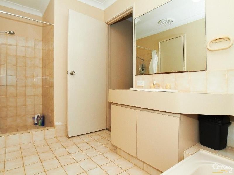 5 Duncan Close, Parkwood WA 6147