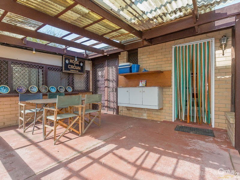 13 Coops Avenue, Thornlie WA 6108