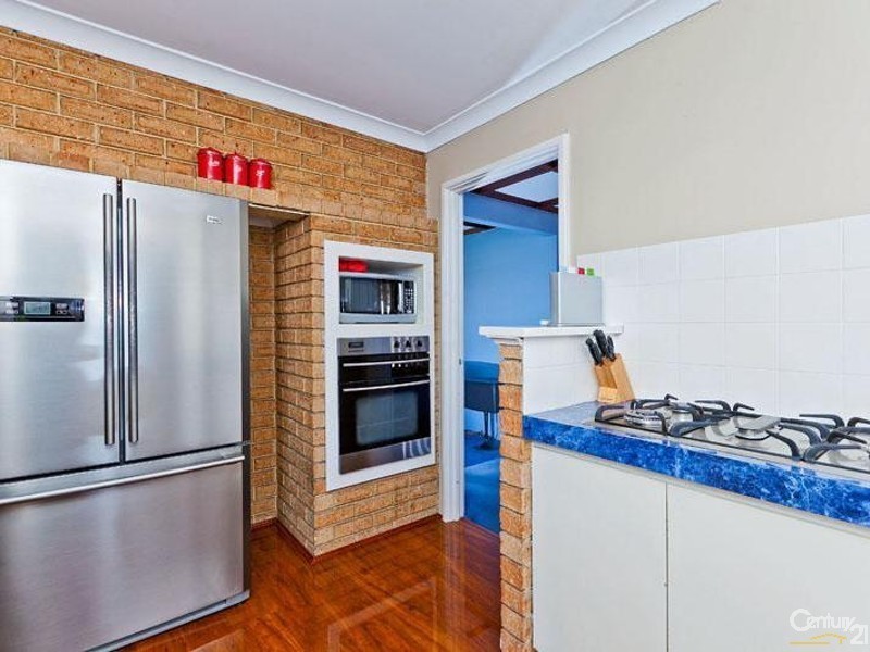 80 Regal Drive, Thornlie WA 6108