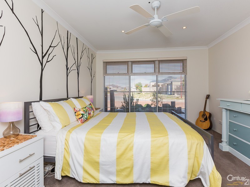 56 Warrilow Loop, Canning Vale WA 6155