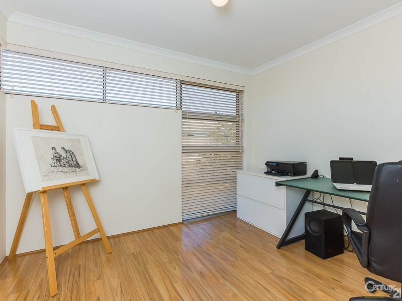 56 Warrilow Loop, Canning Vale WA 6155