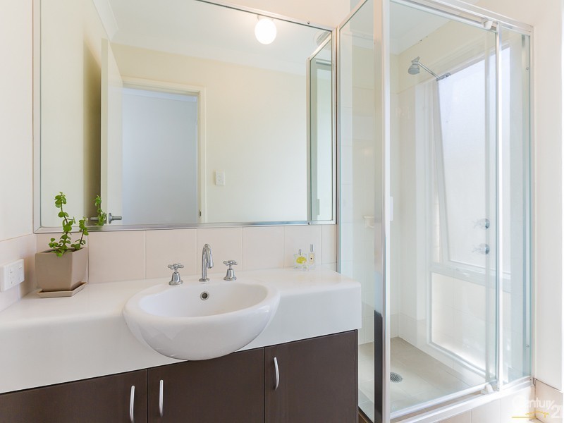 56 Warrilow Loop, Canning Vale WA 6155