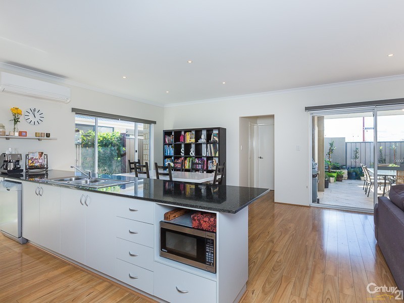 56 Warrilow Loop, Canning Vale WA 6155