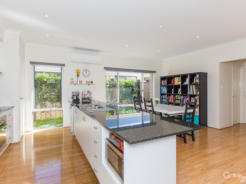 56 Warrilow Loop, Canning Vale WA 6155