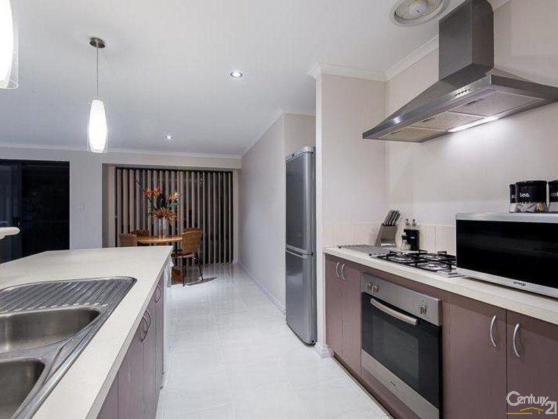 36 Pomera Drive, Byford WA 6122