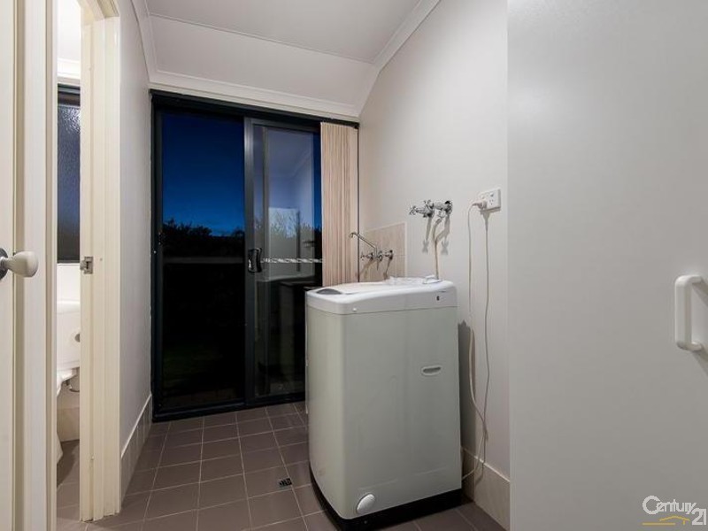 36 Pomera Drive, Byford WA 6122