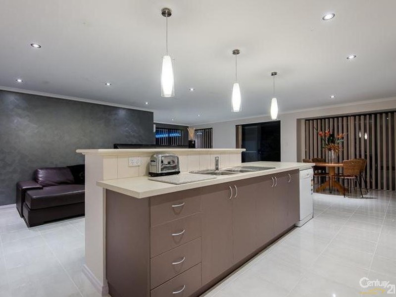 36 Pomera Drive, Byford WA 6122