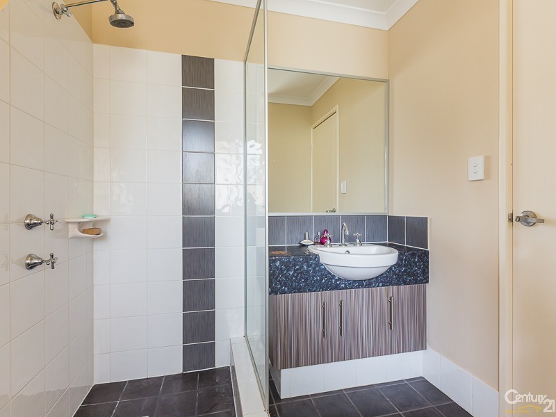 15b Bray Street, Kelmscott WA 6111