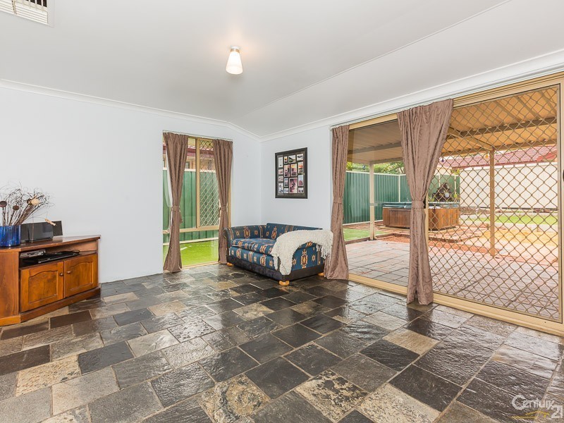108 Murdoch Road, Thornlie WA 6108