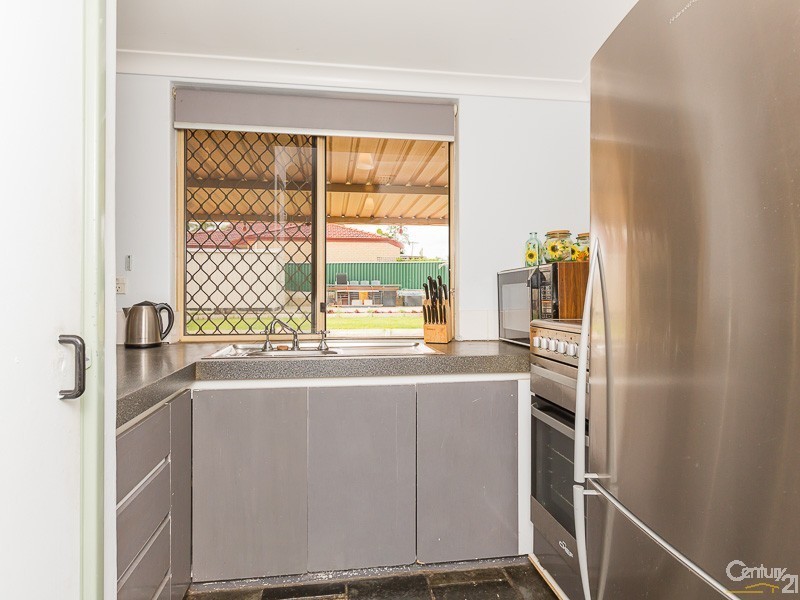 108 Murdoch Road, Thornlie WA 6108