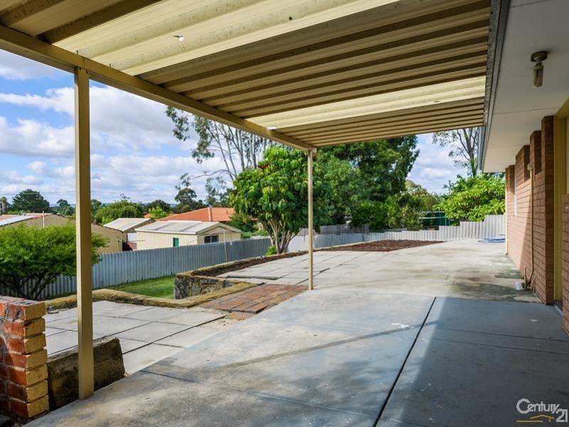 21 Hayden Way, Langford WA 6147