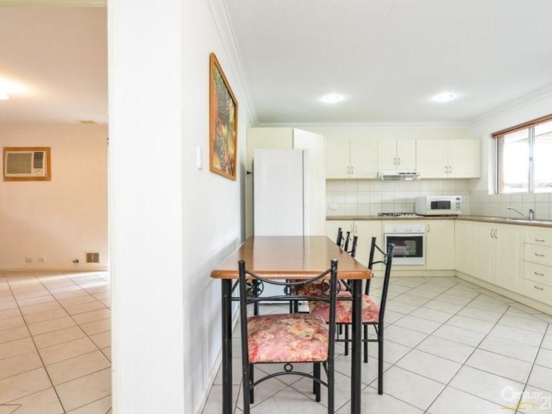 21 Hayden Way, Langford WA 6147
