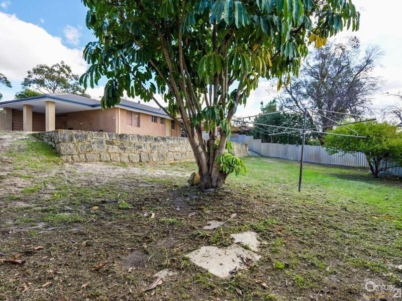21 Hayden Way, Langford WA 6147