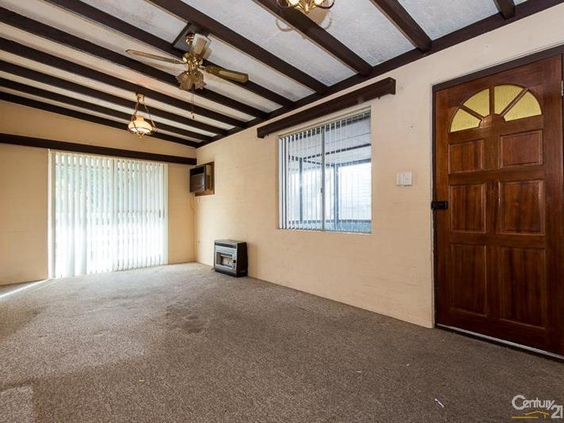 38 Woodley Way, Parmelia WA 6167