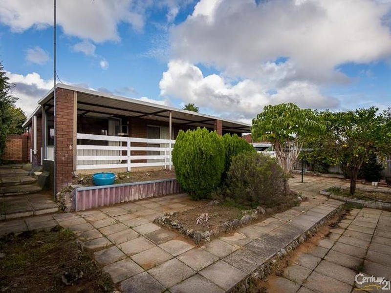 38 Woodley Way, Parmelia WA 6167