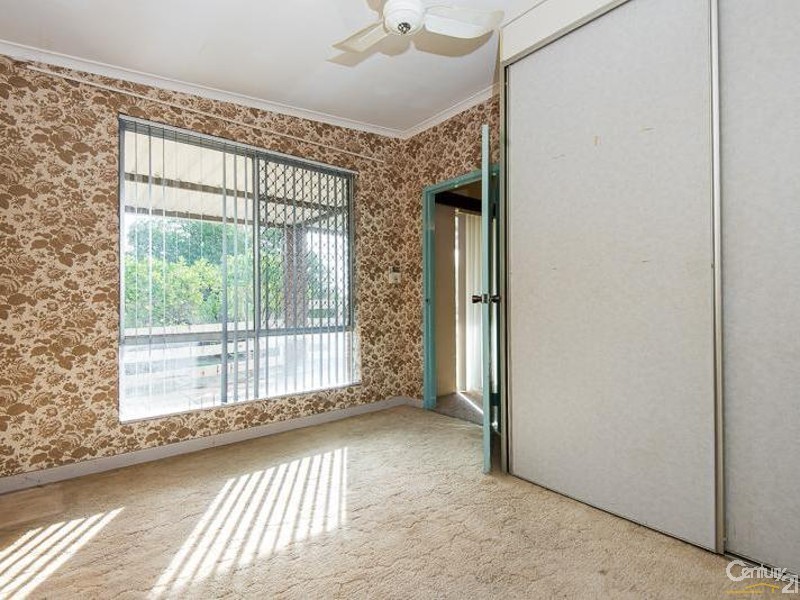 38 Woodley Way, Parmelia WA 6167