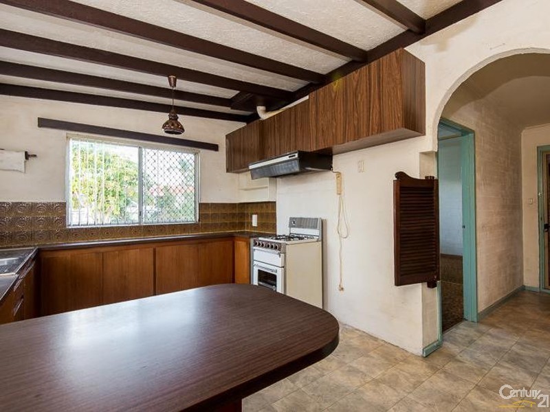 38 Woodley Way, Parmelia WA 6167