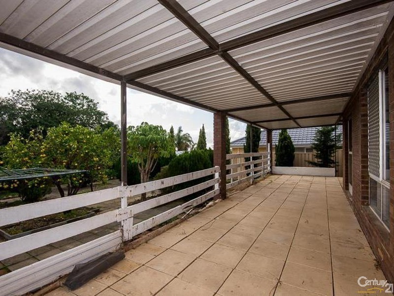 38 Woodley Way, Parmelia WA 6167