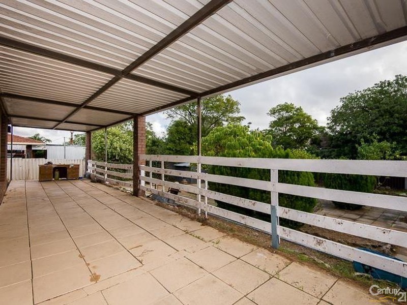 38 Woodley Way, Parmelia WA 6167